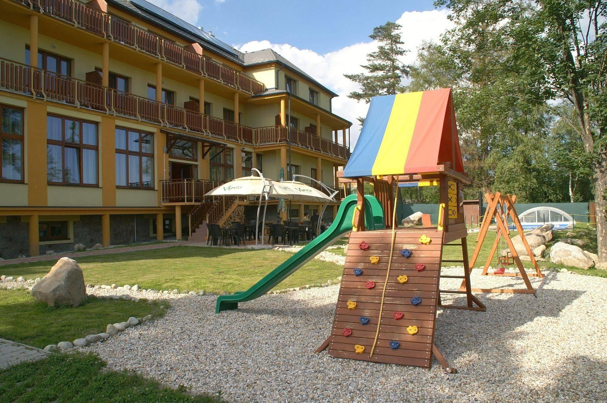 Hotel Avalanche Štôla Extérieur photo